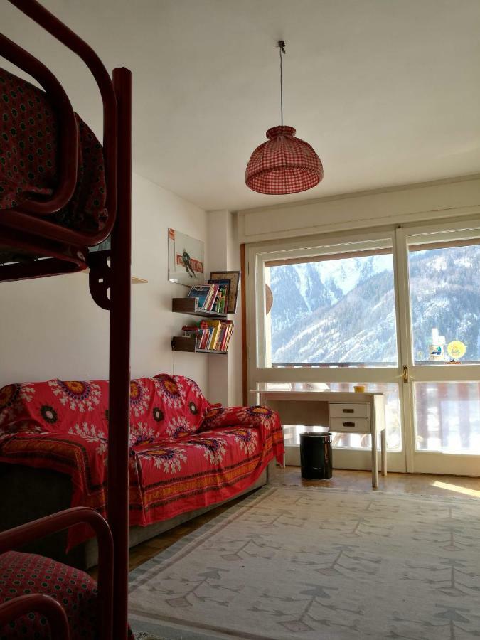 L'Atelier Du Temps - Appartamento Circe Courmayeur Luaran gambar