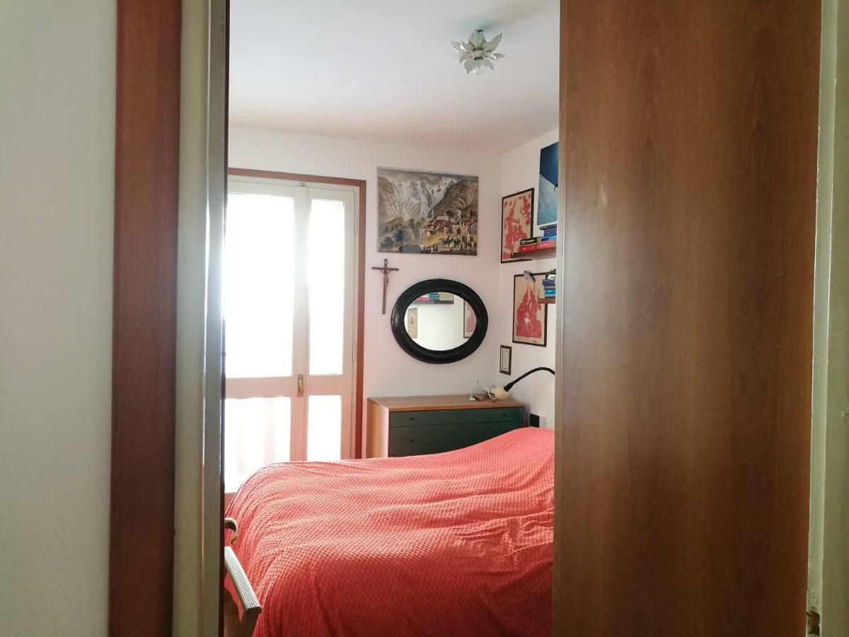 L'Atelier Du Temps - Appartamento Circe Courmayeur Luaran gambar
